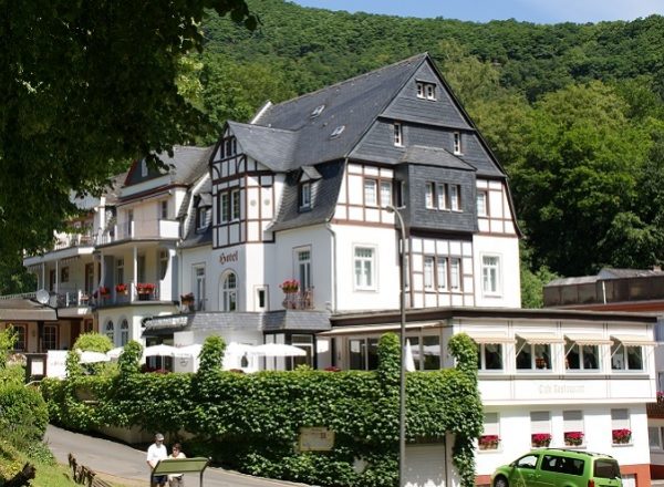 Vulkaneifel Therme Die Vitalquelle In Bad Bertrich